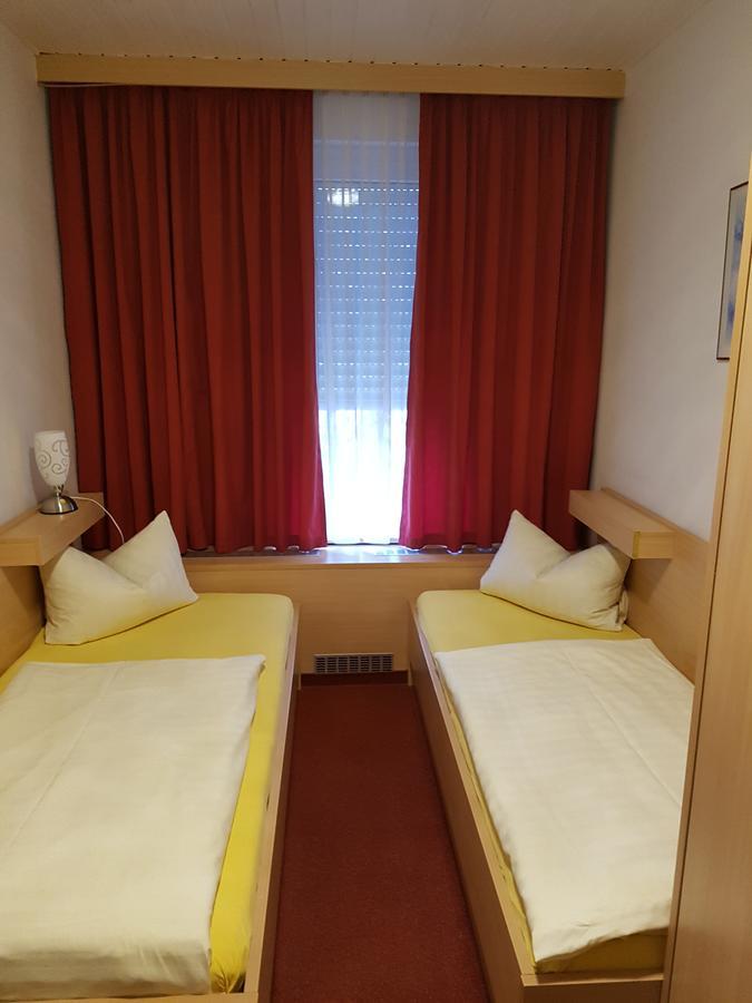 Giesing 3* Munich
